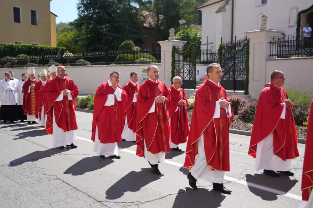 / FOTOGALERIJA/ Jubilejska proslava sv. Lovre u Požegi