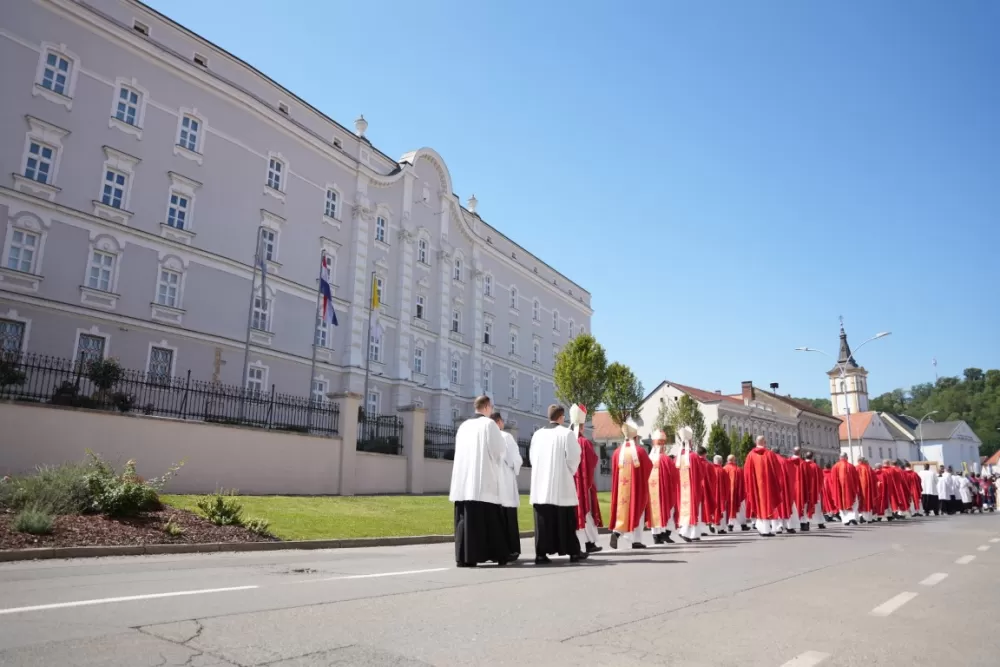 / FOTOGALERIJA/ Jubilejska proslava sv. Lovre u Požegi