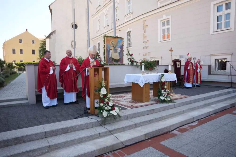 / FOTOGALERIJA/ Jubilejska proslava sv. Lovre u Požegi