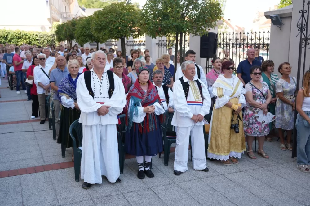 / FOTOGALERIJA/ Jubilejska proslava sv. Lovre u Požegi