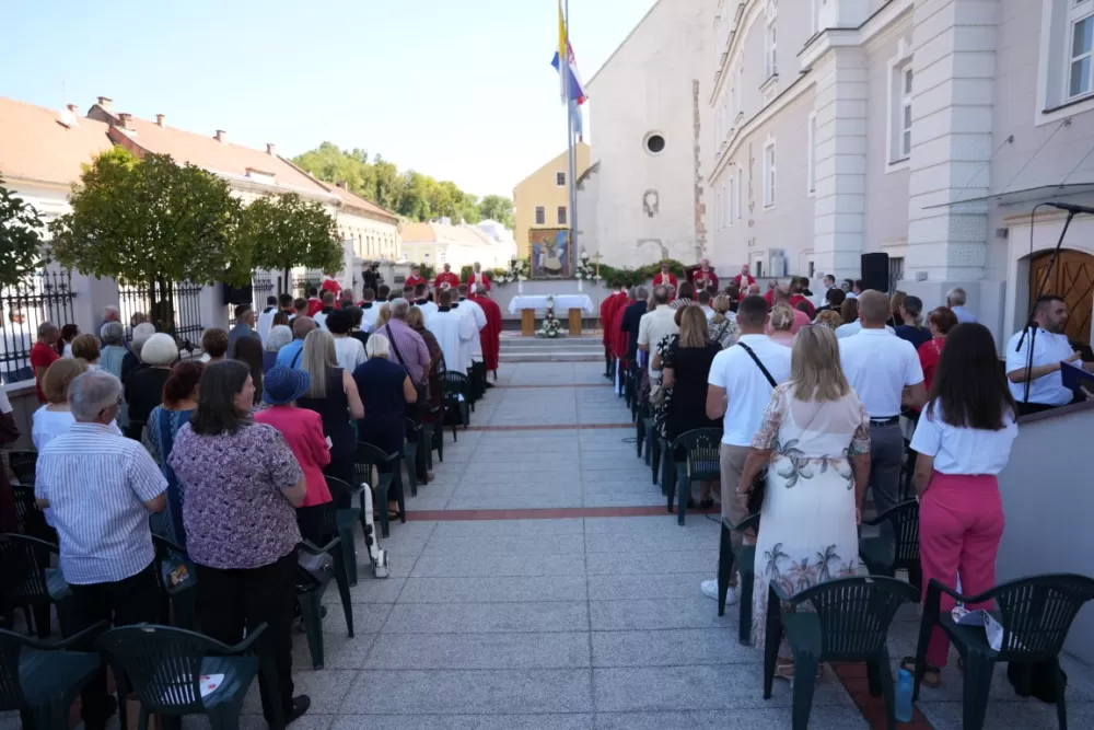 / FOTOGALERIJA/ Jubilejska proslava sv. Lovre u Požegi