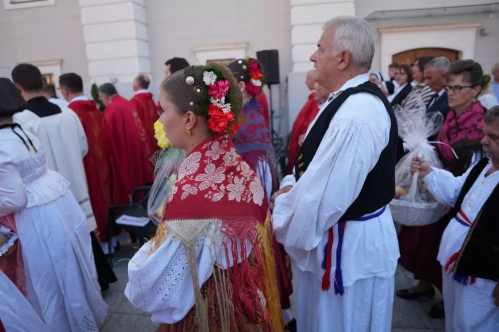/ FOTOGALERIJA/ Jubilejska proslava sv. Lovre u Požegi
