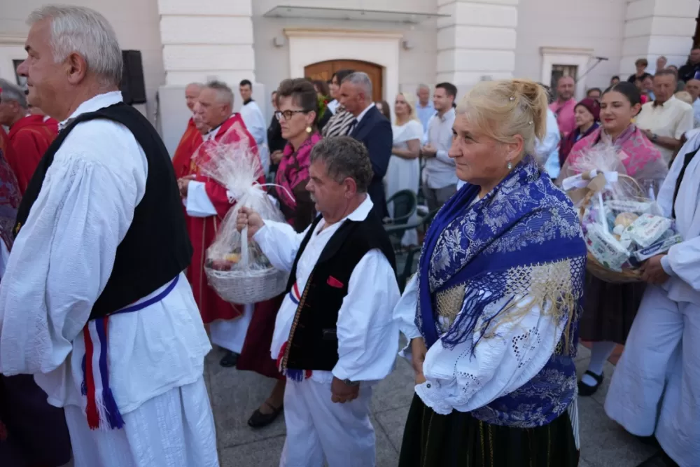 / FOTOGALERIJA/ Jubilejska proslava sv. Lovre u Požegi