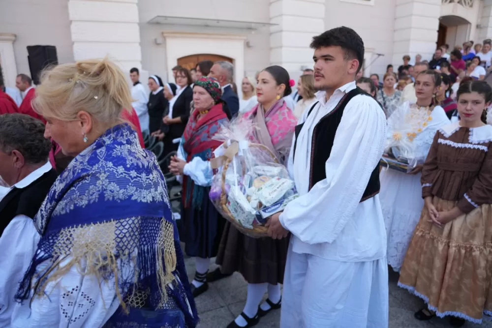 / FOTOGALERIJA/ Jubilejska proslava sv. Lovre u Požegi