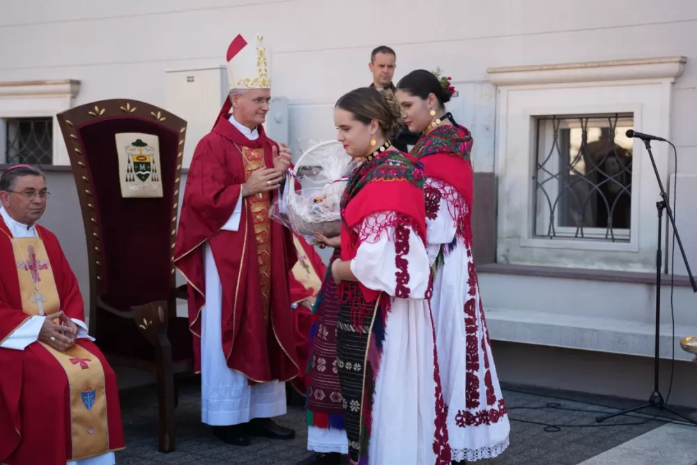 / FOTOGALERIJA/ Jubilejska proslava sv. Lovre u Požegi