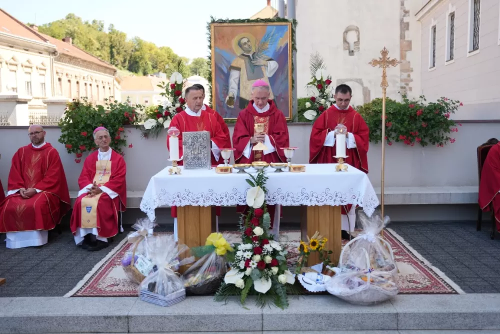 / FOTOGALERIJA/ Jubilejska proslava sv. Lovre u Požegi