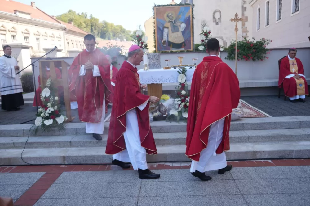 / FOTOGALERIJA/ Jubilejska proslava sv. Lovre u Požegi