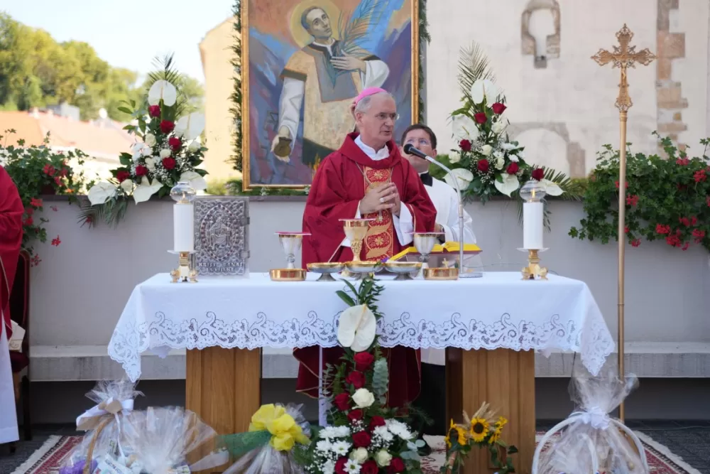 / FOTOGALERIJA/ Jubilejska proslava sv. Lovre u Požegi