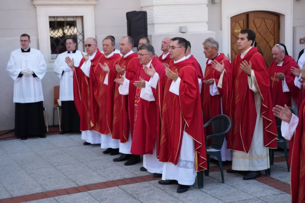 / FOTOGALERIJA/ Jubilejska proslava sv. Lovre u Požegi
