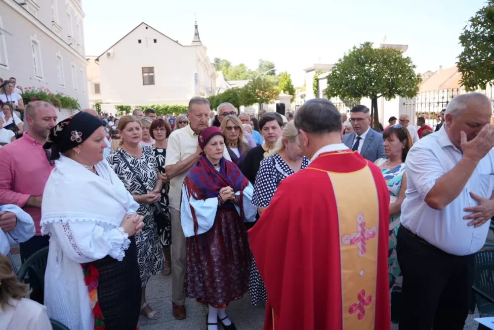 / FOTOGALERIJA/ Jubilejska proslava sv. Lovre u Požegi