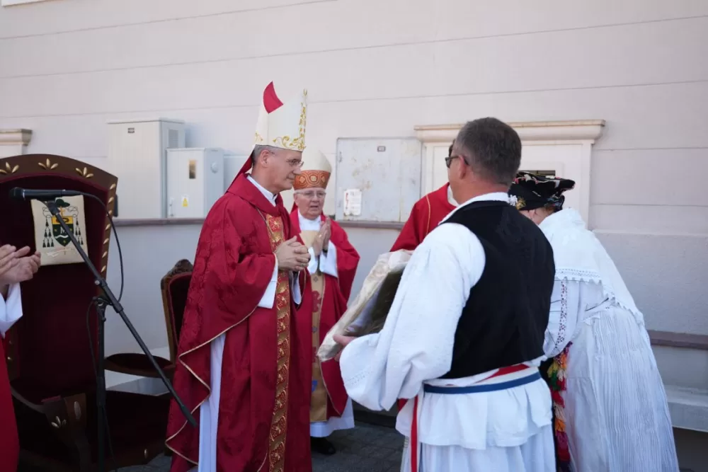 / FOTOGALERIJA/ Jubilejska proslava sv. Lovre u Požegi