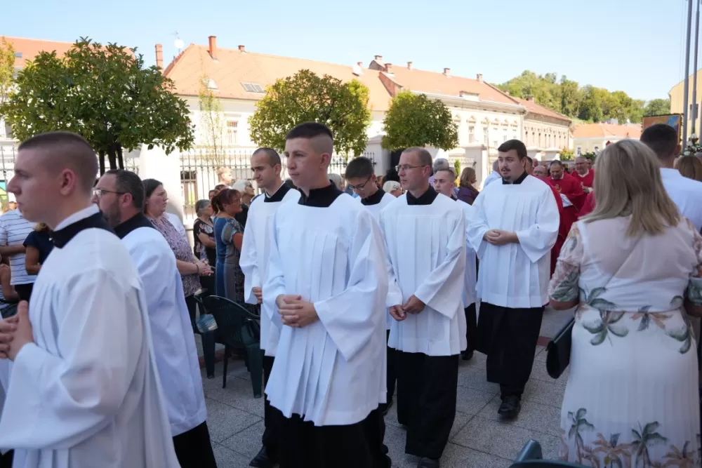 / FOTOGALERIJA/ Jubilejska proslava sv. Lovre u Požegi