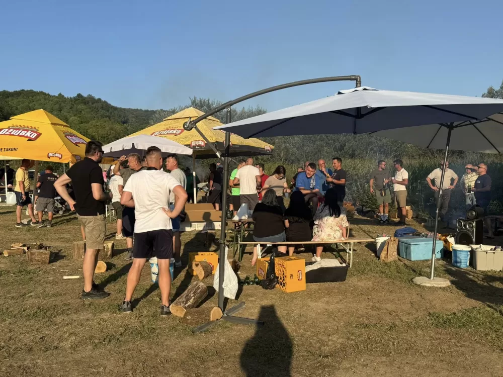 Zacvrčali su jaganjci i ove godine u Lovčiću: 23 ekipe pokazale svoja gasto umijeća