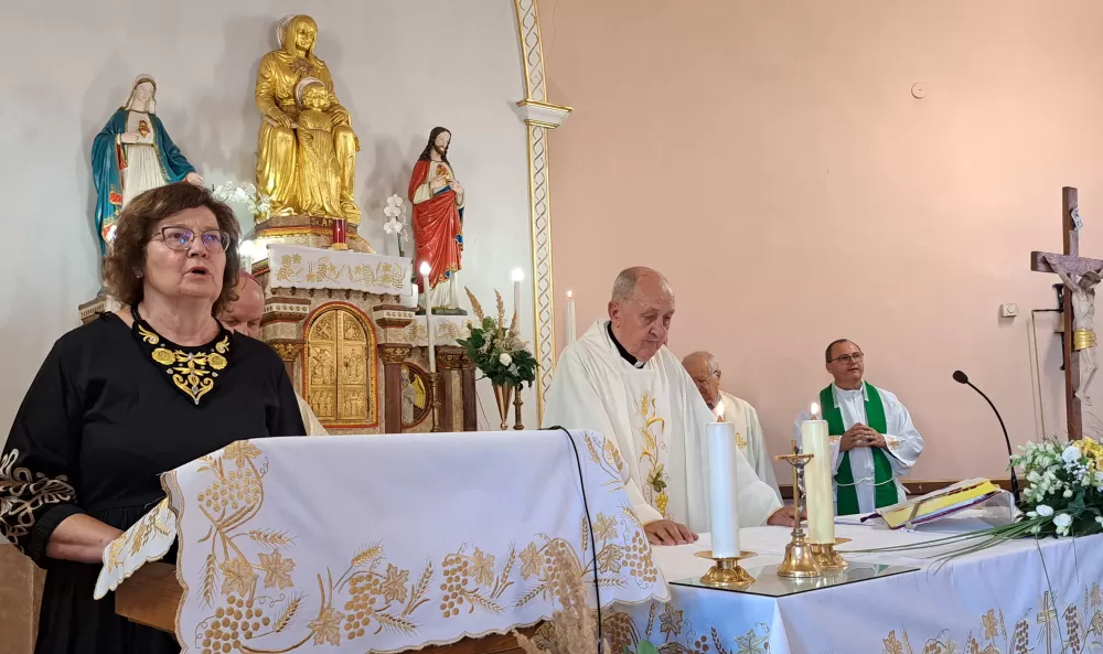 Zlatnu misu proslavio preč. Blaž Zmaić, rođeni Perkovčanin