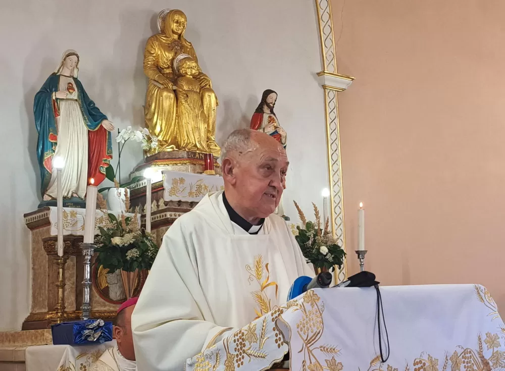 Zlatnu misu proslavio preč. Blaž Zmaić, rođeni Perkovčanin