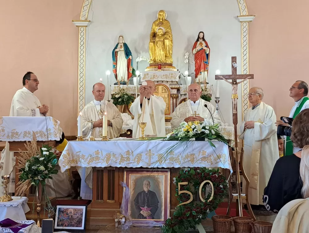 Zlatnu misu proslavio preč. Blaž Zmaić, rođeni Perkovčanin