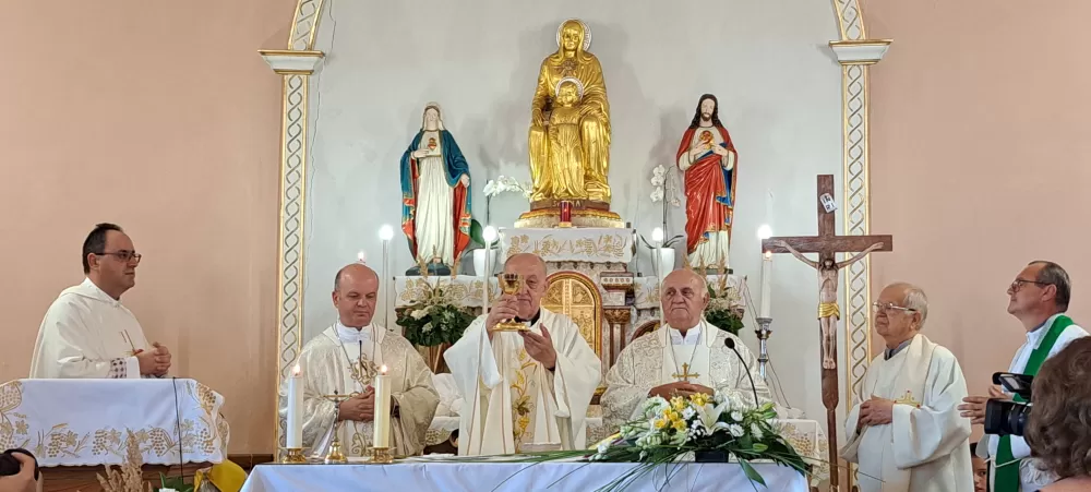 Zlatnu misu proslavio preč. Blaž Zmaić, rođeni Perkovčanin