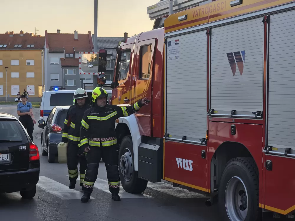 Jedna osoba ozlijeđena u prometnoj nesreći u Požegi