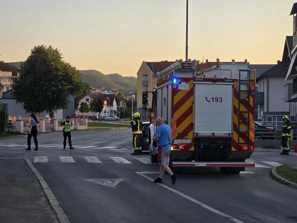 Jedna osoba ozlijeđena u prometnoj nesreći u Požegi