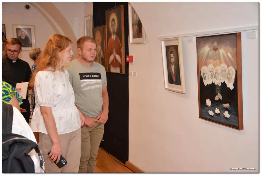 Otvorena izložba „Hrvatski sveci i blaženici u našem narodu“ u Gradskom muzeju Požega