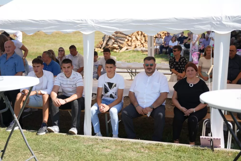 Veliki broj vjernika u Eminovcima proslavio blagdan Velike Gospe 