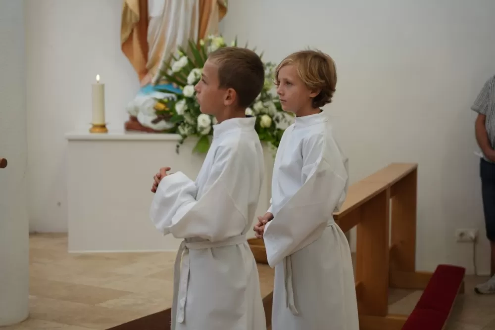 Veliki broj vjernika u Eminovcima proslavio blagdan Velike Gospe 