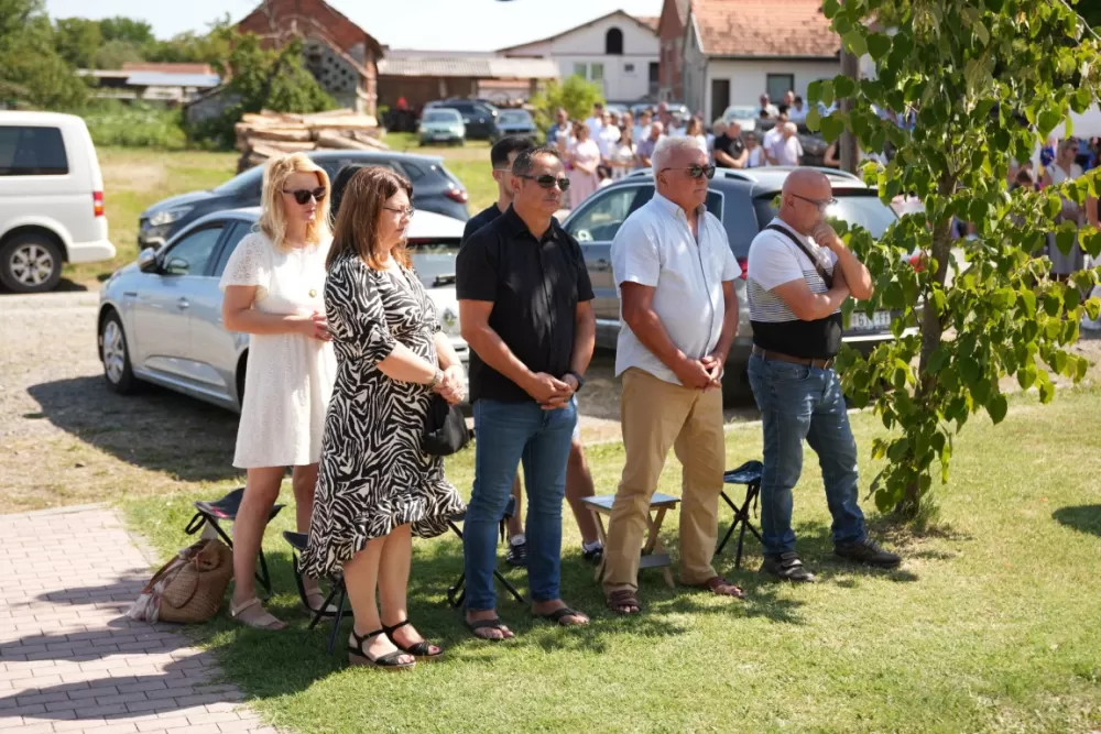 Veliki broj vjernika u Eminovcima proslavio blagdan Velike Gospe 