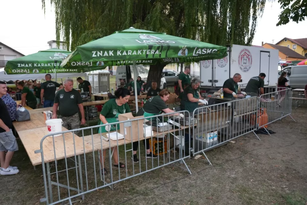 [FOTOGALERIJA] Čobanijada u Sibinju kroz objektiv našeg foto reportera