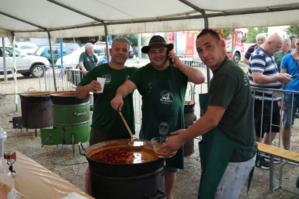 [FOTOGALERIJA] Čobanijada u Sibinju kroz objektiv našeg foto reportera