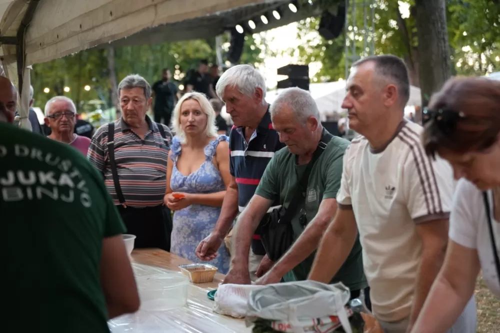 [FOTOGALERIJA] Čobanijada u Sibinju kroz objektiv našeg foto reportera