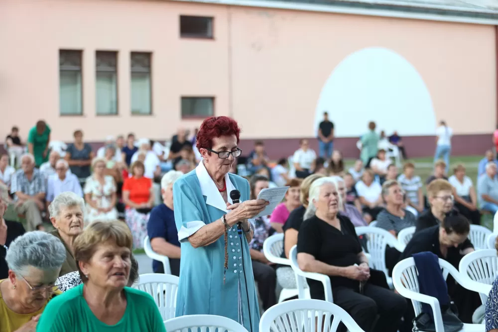 (FOTOGALERIJA) Drugi dan Duhovnog vikenda u Kutjevu