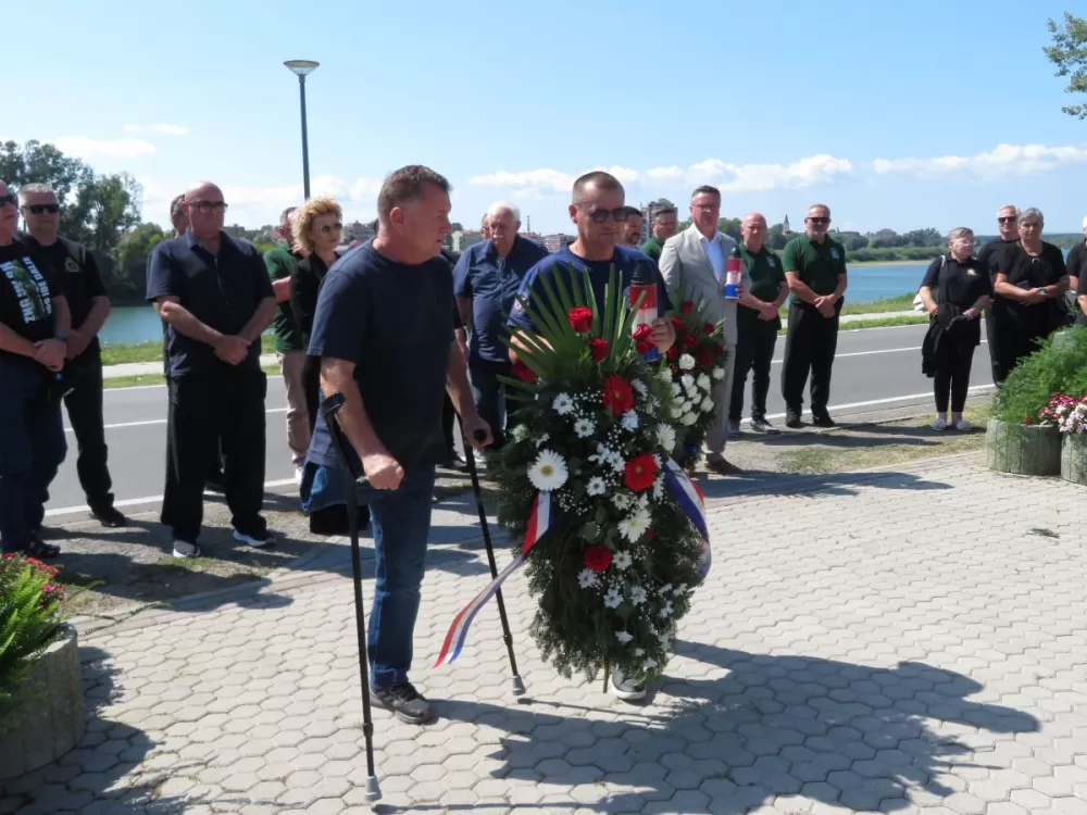 U Slavonskom Brodu obilježena 33. obljetnica pogibije bjelovarskih branitelja