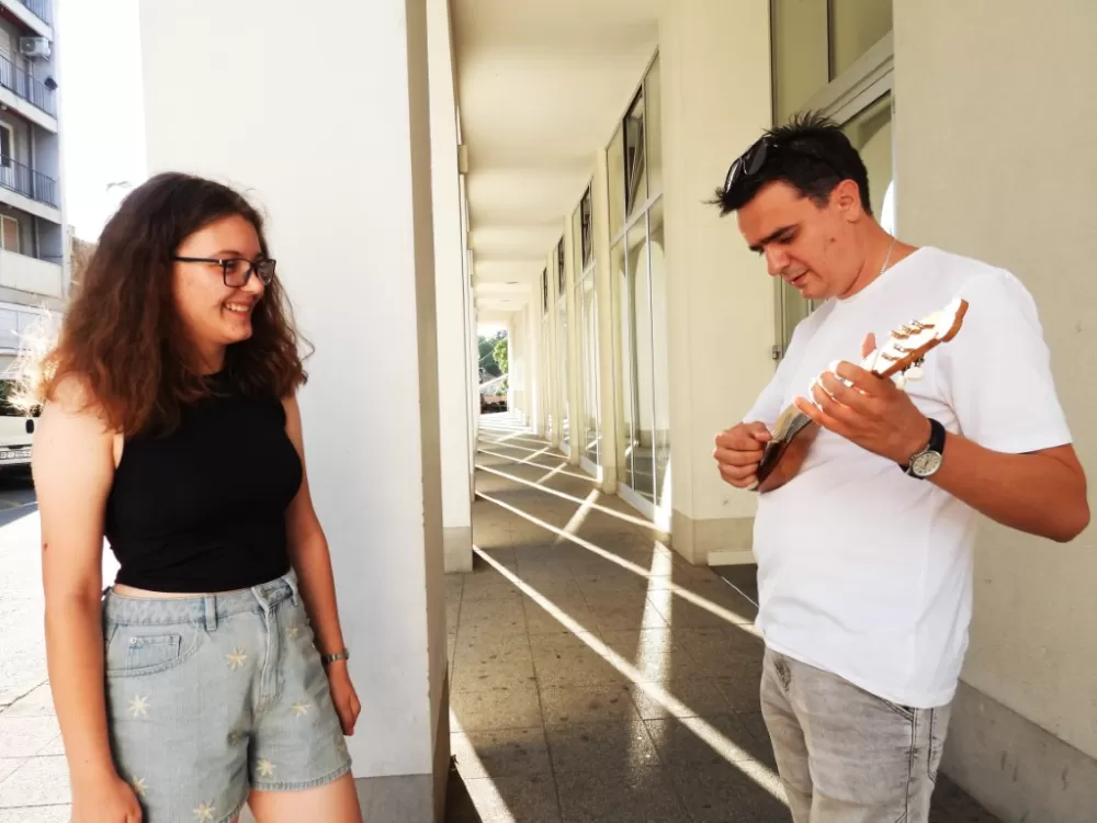 ANTEA GLAVAŠ, PRVA POŽEŽANKA KOJA JE UPISLA STUDIJ TAMBURE NA MUZIČKOJ AKADEMIJI U ZAGREBU:  „Bisernica je moj prvi i konačni izbor“