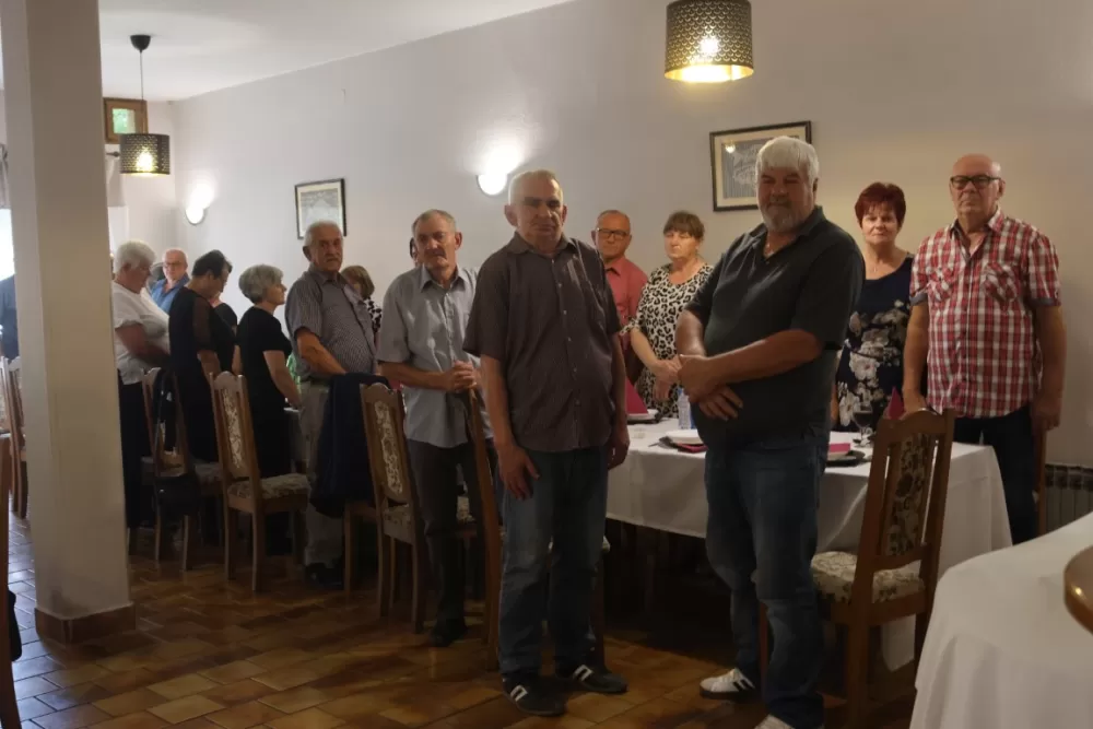 Kutjevački umirovljenici izletima posjetili zagrebački Advent i Aljmaš