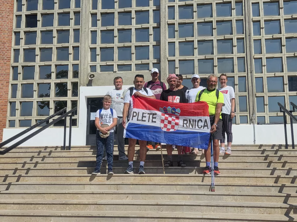 Gospi Voćinskoj već poznatim stazama krenuli prvi pješaci - hodočasnici