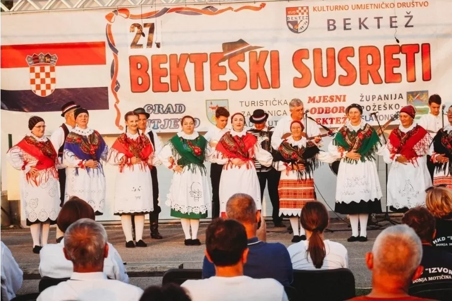 Požega.eu | [NAJAVA] Smotra folklora “Bekteški susreti” ove nedjelje u Bektežu