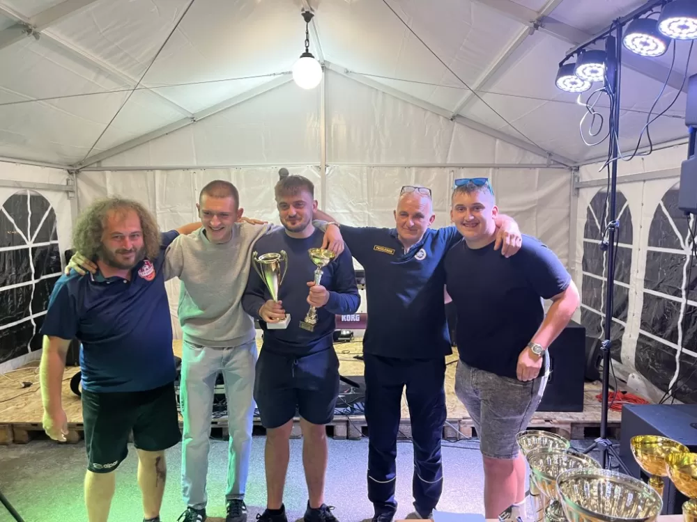 Požega.eu | Vatrogasci brestovačkog kraja pokupili pehare na sportskim igrama u Ivandolu