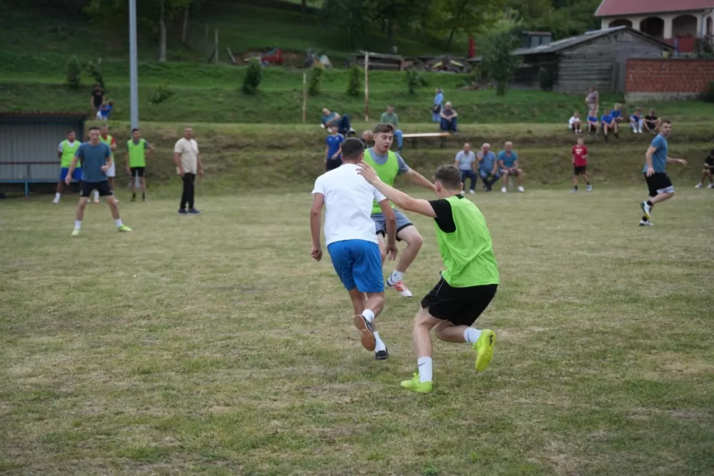 Vatrogasci brestovačkog kraja pokupili pehare na sportskim igrama u Ivandolu