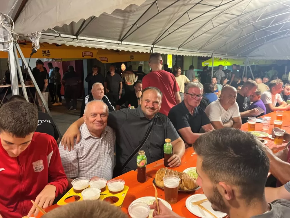 Vatrogasci brestovačkog kraja pokupili pehare na sportskim igrama u Ivandolu