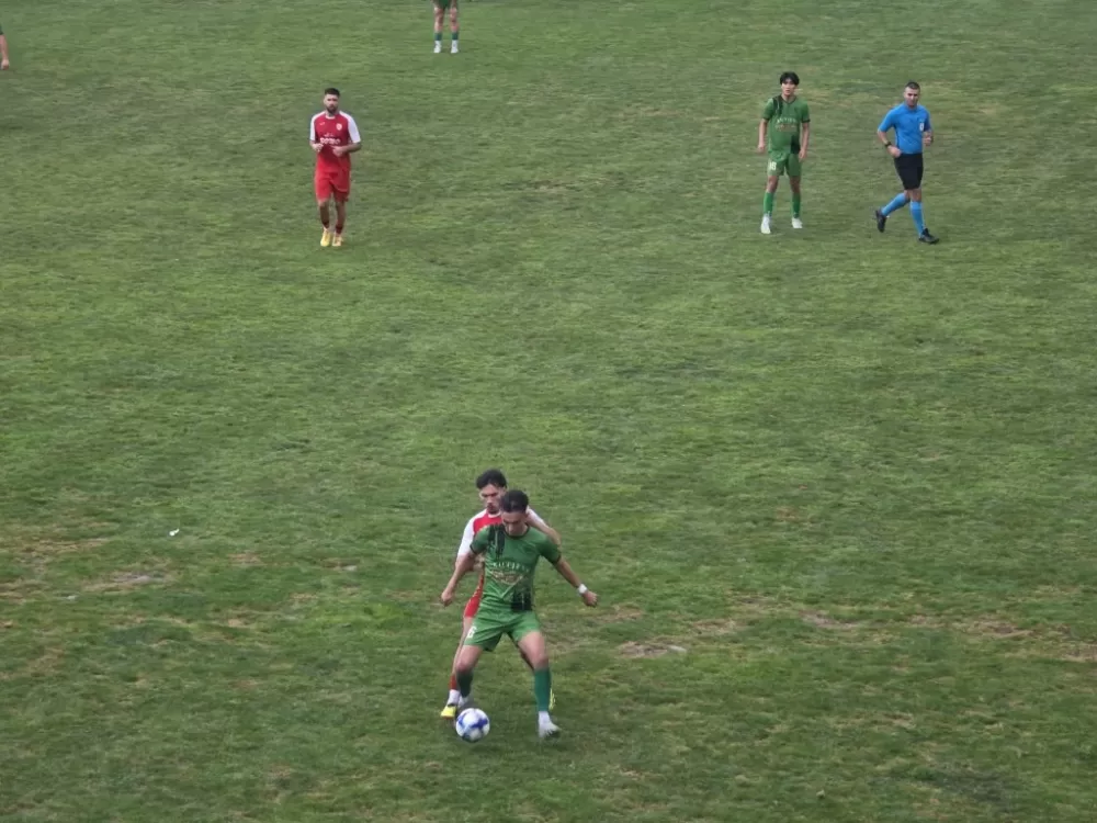 Požega.eu | Mreže se četiri puta zatresle: NK Borac Kneževi Vinogradi - NK Kutjevo 2:2