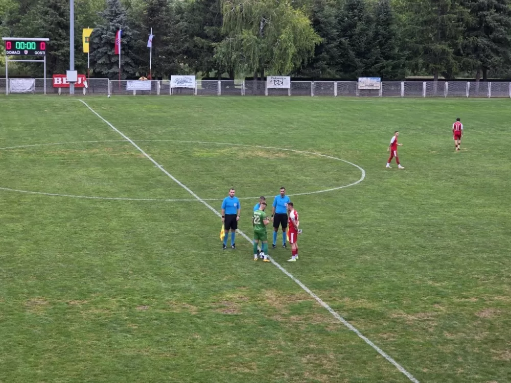 Mreže se četiri puta zatresle: NK Borac Kneževi Vinogradi - NK Kutjevo 2:2