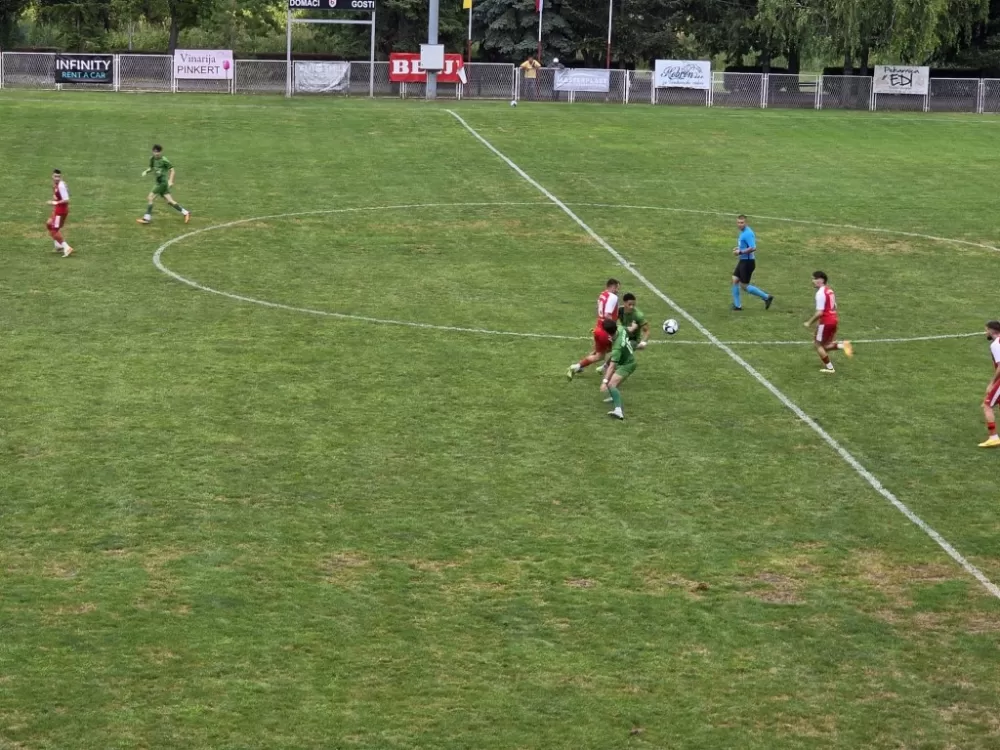Mreže se četiri puta zatresle: NK Borac Kneževi Vinogradi - NK Kutjevo 2:2