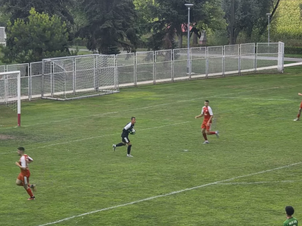 Mreže se četiri puta zatresle: NK Borac Kneževi Vinogradi - NK Kutjevo 2:2