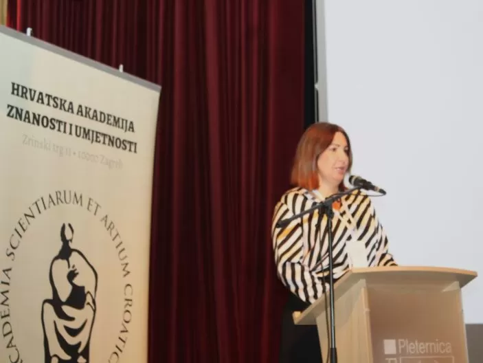 Znanstveni kolokvij o 70 godina štovanja Gospe od suza i 20 godina svetišta