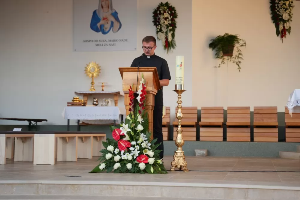 /FOTOGALERIJA/ Treća večer devetnica u Pleternici