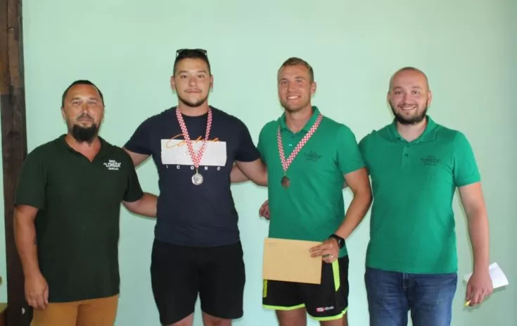 Na jezeru u Zarilcu pobjednici Petar Aračić i Marko Kladarić /FOTOGALERIJA/