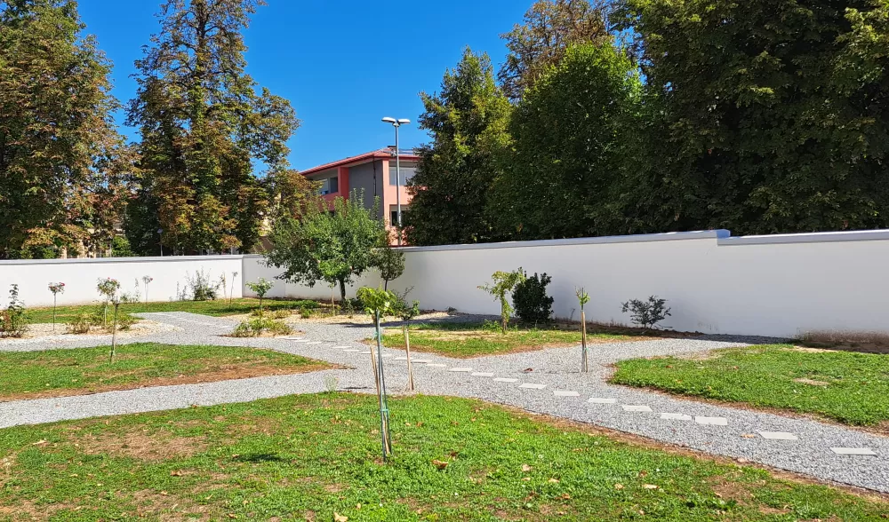 Nastavljeni radovi na obnovi franjevačke crkve i samostana u Slavonskom Brodu