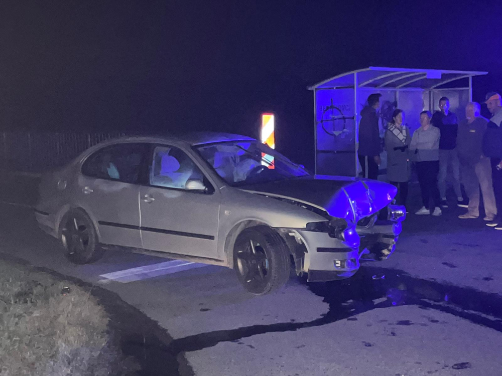 Dvije osobe ozlijeđene u prometnoj nesreći kod Jakšića