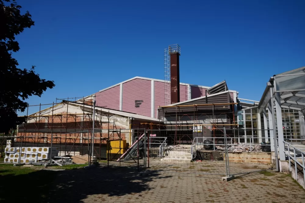 BRODSKO-POSAVSKA ŽUPANIJA NASTAVLJA S ENERGETSKOM OBNOVOM ŠKOLA