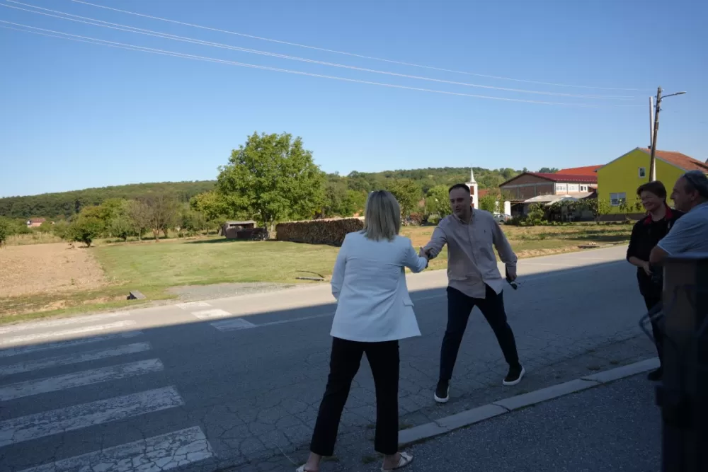 BRODSKO-POSAVSKA ŽUPANIJA NASTAVLJA S ENERGETSKOM OBNOVOM ŠKOLA